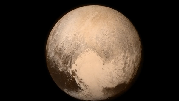 Pluton vu de près - Sputnik Afrique