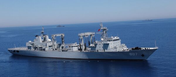 Un navire de ravitaillement chinois Weishanhu (887) - Sputnik Afrique