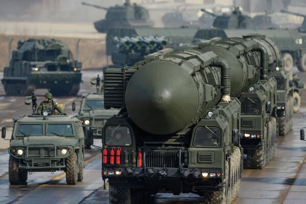 Les armes russes les plus redoutables - Sputnik Afrique