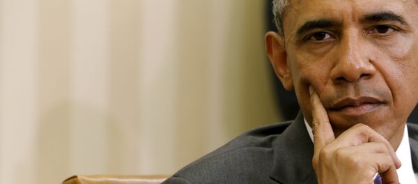 U.S. President Barack Obama (R) listens to remarks to reporters by Vietnam's Communist Party General Secretary Nguyen Phu Trong after their meeting in the Oval Office at the White House in Washington July 7, 2015 U.S. President Barack Obama (R) listens to remarks to reporters by Vietnam's Communist Party General Secretary Nguyen Phu Trong after their meeting in the Oval Office at the White House in Washington July 7, 2015 - Sputnik Afrique