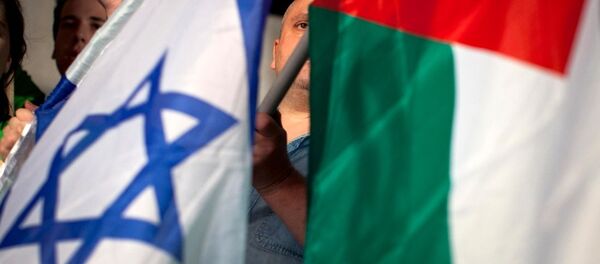 Drapeaux israélien et palestinien Drapeaux israélien et palestinien - Sputnik Afrique