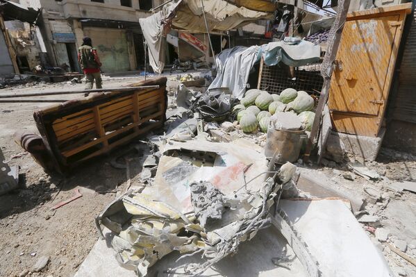 Syrie: crash d'un avion militaire sur un quartier résidentiel - Sputnik Afrique