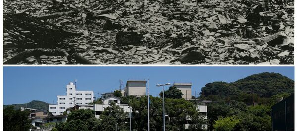 A combination picture shows the ruins of Nagasaki Medical College, destruction caused by the atomic bombing of Nagasaki on August 9, 1945 in this undated handout photo taken by Torahiko Ogawa and distributed by Nagasaki Atomic Bomb Museum (top) and the same location in Nagasaki, Japan July 31, 2015 - Sputnik Afrique