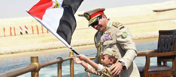 Nouveau canal de Suez: l'Égypte reprend le chemin de la puissance - Sputnik Afrique