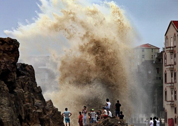 Le puissant typhon Soudelor frappe la Chine et Taïwan - Sputnik Afrique