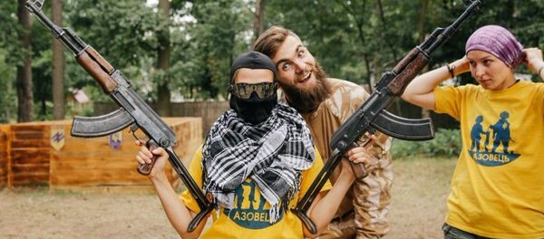 le camp militaro-patriotique ukrainien Azovets - Sputnik Afrique