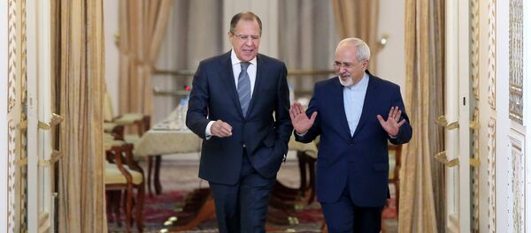 Sergueï Lavrov et Mohammad Javad Zarif - Sputnik Afrique