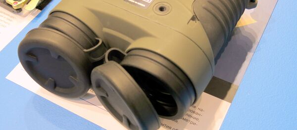 Des jumelles pour super-héros fabriquées en Russie - Sputnik Afrique