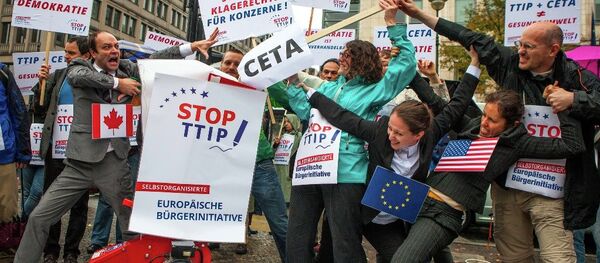 Protest against TTIP and CETA in Berlin - Sputnik Afrique