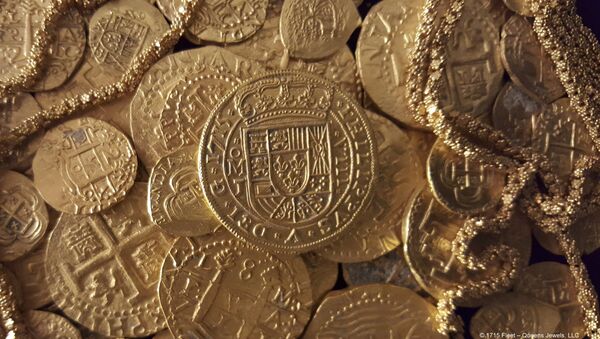Des pièces d'or espagnoles trouvées près des côtes de la Floride - Sputnik Afrique