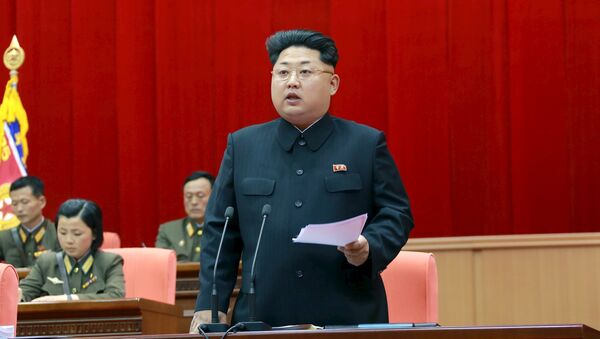 North Korean leader Kim Jong Un speaks during the 5th meeting of training officers of the Korean People's Army in this undated photo released by North Korea's Korean Central News Agency (KCNA) in Pyongyang April 26, 2015 - Sputnik Afrique