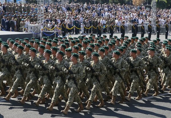Ukraine: la parade militaire du jour de la fête de l’Indépendance - Sputnik Afrique