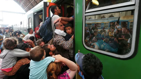 Affrontements dans la gare de Budapest - Sputnik Afrique