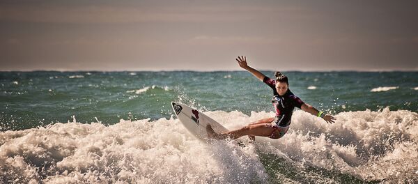 Surfeuse - Sputnik Afrique