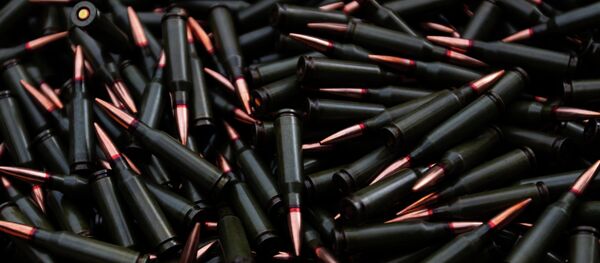 Armée syrienne: la Turquie fournit des armes contre le pétrole des terroristes - Sputnik Afrique