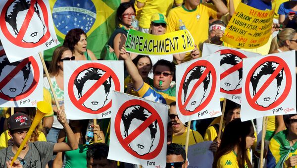 Une manifestation contre la présidente brésilenne Dilma Rousseff - Sputnik Afrique