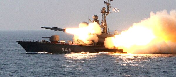 Tir d'un missile antinavire supersonique russe Moskit (archives) - Sputnik Afrique