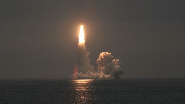 Le lancement d’essai d’un missile intercontinental Boulava - Sputnik Afrique