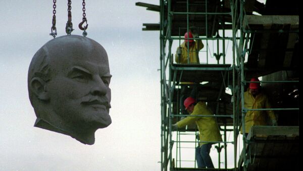 La tête géante de Lénine - Sputnik Afrique