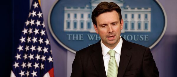 Josh Earnest - Sputnik Afrique