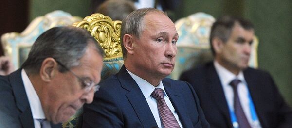 Vladimir Poutine lors du sommet de l'OTSC au Tadjikistan Vladimir Poutine lors du sommet de l'OTSC au Tadjikistan - Sputnik Afrique