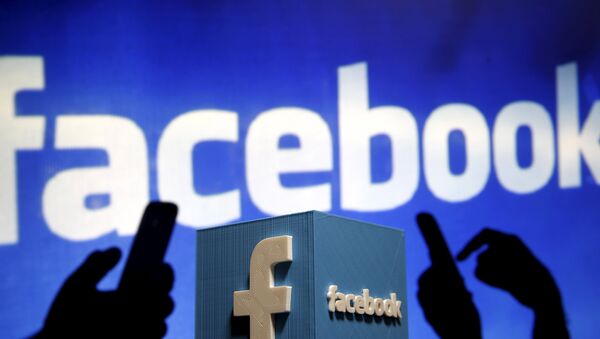 A 3D plastic representation of the Facebook logo is seen in this illustration in Zenica, Bosnia and Herzegovina - Sputnik Afrique