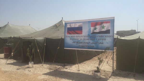 Russland errichtet Flüchtlingslager in der syrischen Stadt Hama - Sputnik Afrique