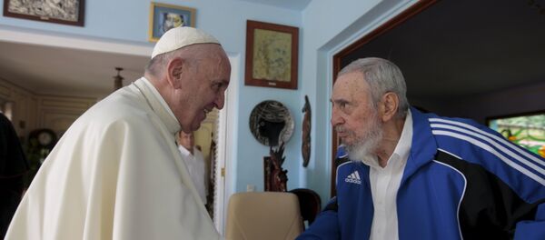 Le pape François reçu par Fidel Castro, Cuba, Sept. 20, 2015. - Sputnik Afrique