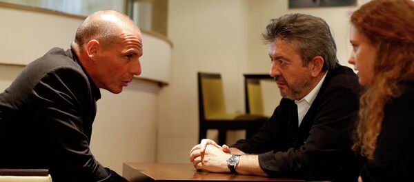 Yannis Varoufakis et Jean-Luc Mélenchon - Sputnik Afrique