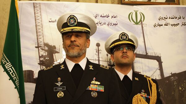 L'amiral Habibollah Sayyari (à gauche) - Sputnik Afrique