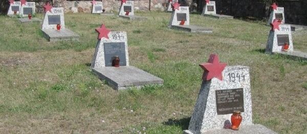 un cimetière de l'Armée rouge, à Milejczyce, dans l'est de la Pologne - Sputnik Afrique