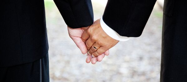 Un couple gay - Sputnik Afrique