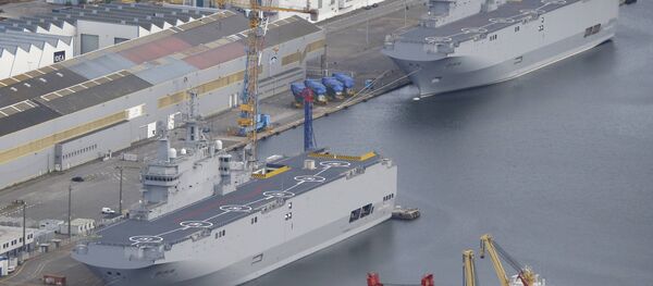 Les deux BPC de classe Mistral construits pour la Russie, mais revendus à l'Egypte - Sputnik Afrique