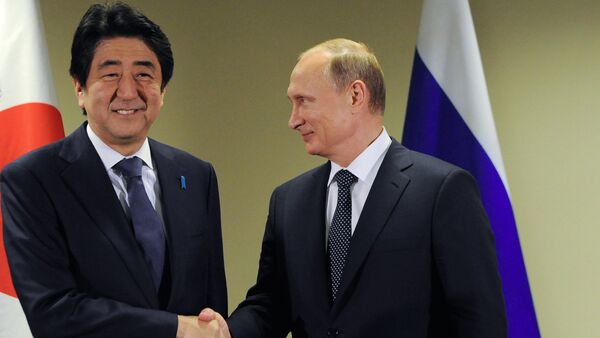 Shinzo Abe et Vladimir Poutine - Sputnik Afrique