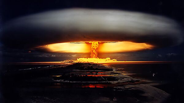 Explosion einer Atombombe  - Sputnik Afrique