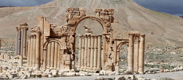 L'Arc de Triomphe à Palmyre - Sputnik Afrique