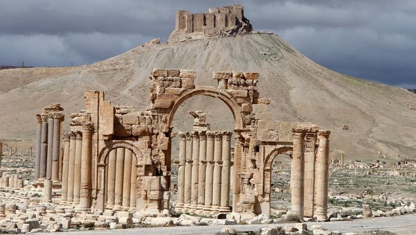 L'Arc de Triomphe à Palmyre - Sputnik Afrique
