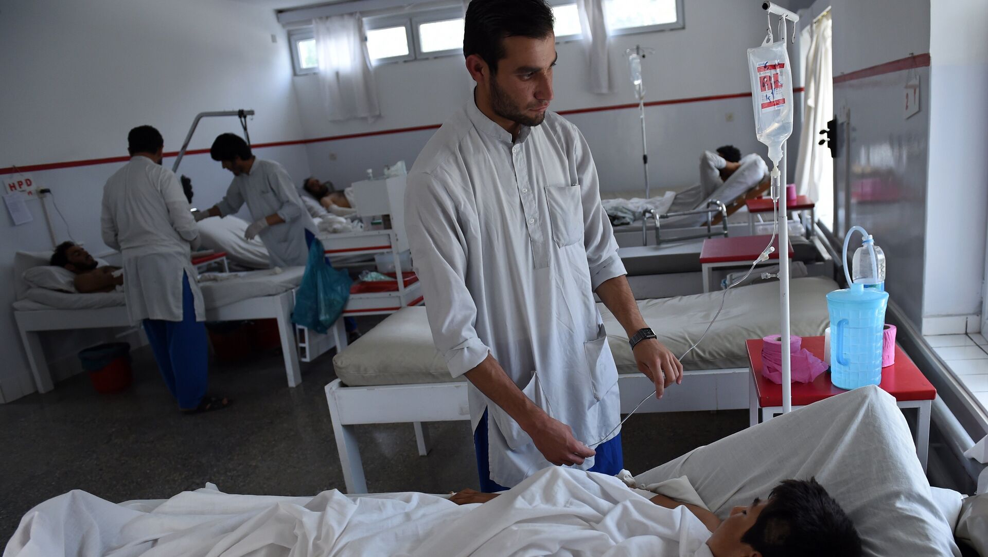 Hôpital de Kunduz: des enfants parmi les victimes - Sputnik Afrique, 1920, 26.07.2021