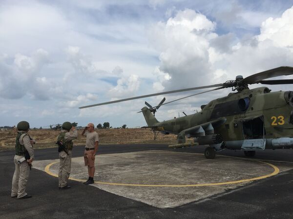 Les hélicoptères d'assaut russes sur l'aérodrome syrien de Hmeimim - Sputnik Afrique