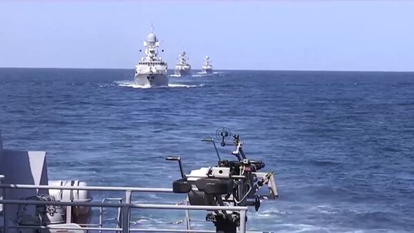 Корабли Каспийской флотилии выполнили пуски крылатых ракет по позициям боевиков ИГ в Сирии - Sputnik Afrique