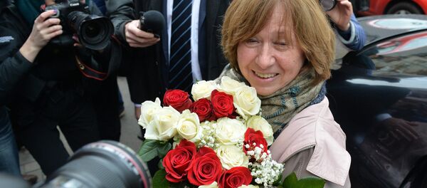 L'écrivain et journaliste biélorusse Svetlana Alexievitch a reçu le Prix Nobel de littérature 2015 - Sputnik Afrique