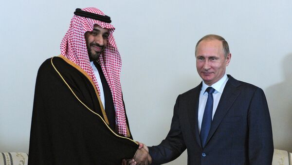 le prince Mohammed Ben Salmane et le président russe Vladimir Poutine - Sputnik Afrique