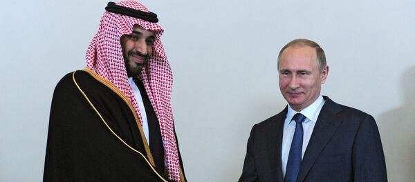 le prince Mohammed Ben Salmane et le président russe Vladimir Poutine le prince Mohammed Ben Salmane et le président russe Vladimir Poutine - Sputnik Afrique