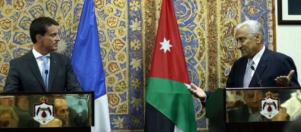 La conférence de presse conjointe de Manuel Valls avec son homologue jordanien Abdallah Ensour, Oct. 11, 2015 - Sputnik Afrique