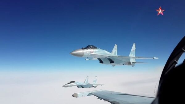 Kouriles: exercice aérien des chasseurs Su-35 - Sputnik Afrique