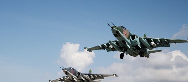 Российская боевая авиация на авиабазе Хмеймим в Сирии Российская боевая авиация на авиабазе Хмеймим в Сирии - Sputnik Afrique