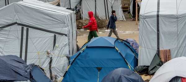 Camp de migrants à Calais, Oct. 7, 2015 - Sputnik Afrique