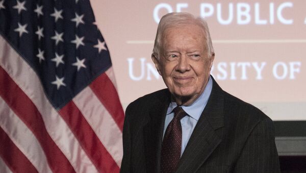 Former U.S. President Jimmy Carter arrives to speak during an event honoring former U.S. Vice President Walter Mondale hosted by the Humphrey School of Public Affairs at the University of Minnesota in Washington October 20, 2015. - Sputnik Afrique