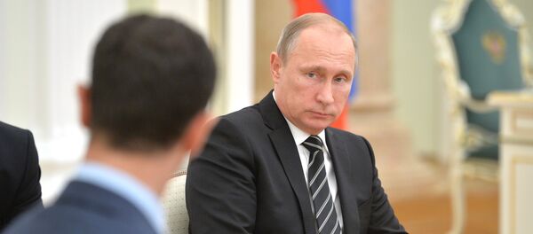 Le président syrien Bachar Al-Assad et le président russe Vladimir Poutine, Kremlin - Sputnik Afrique
