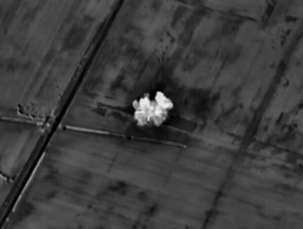 Syrie: l’aviation russe interrompt une réunion entre terroristes - Sputnik Afrique